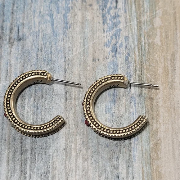 Liz Claiborne C Hoop Earrings. - Picture 7 of 9